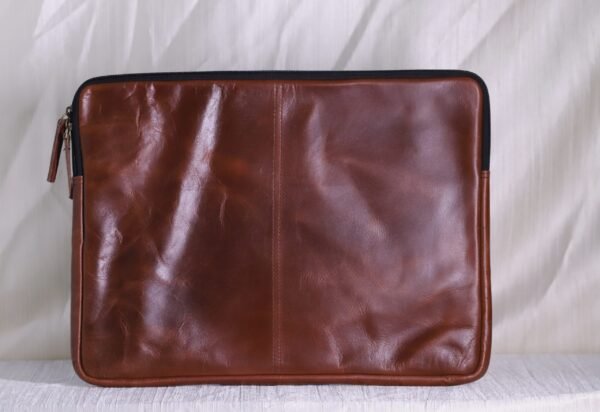 leather laptop sleeve with zip closure
